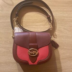 Fashionable shoulder tote